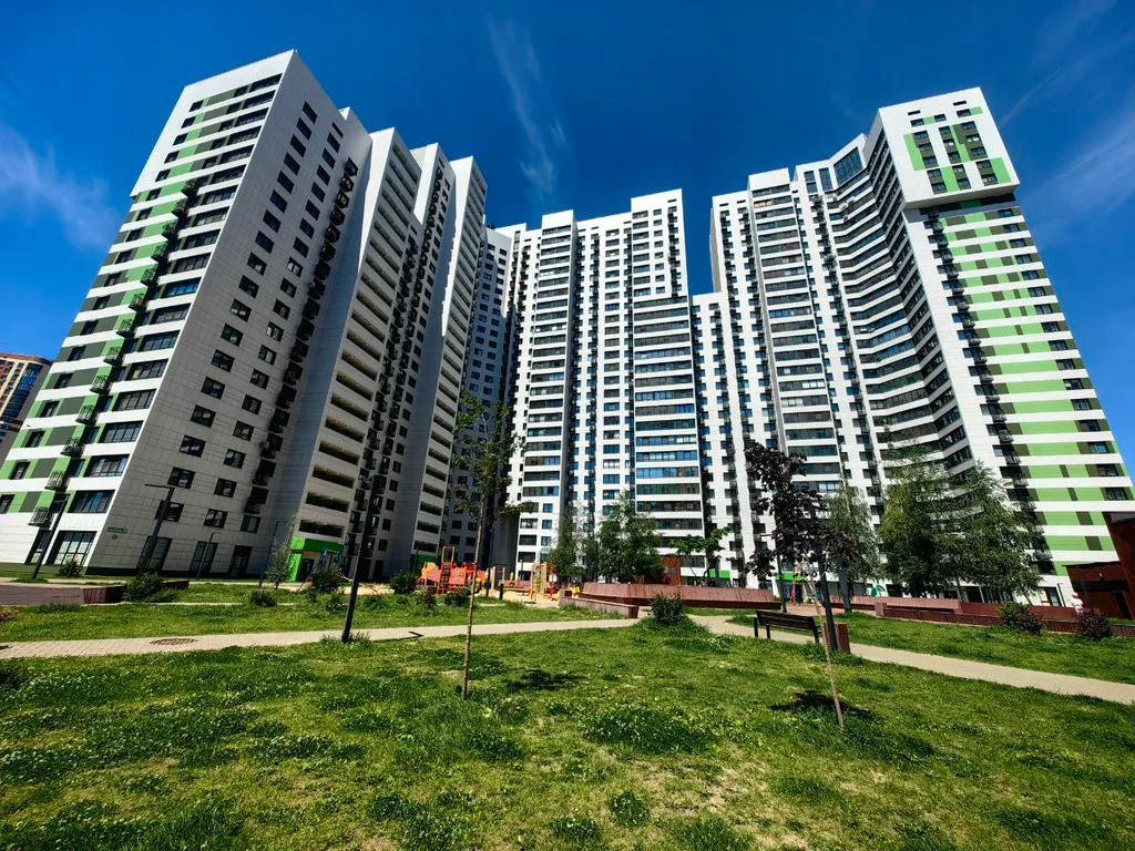Евродвушка 60 м² в центре: комфорт для работы и отдыха — лучший двор