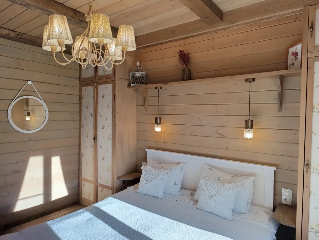 Шале с сауной на берегу реки