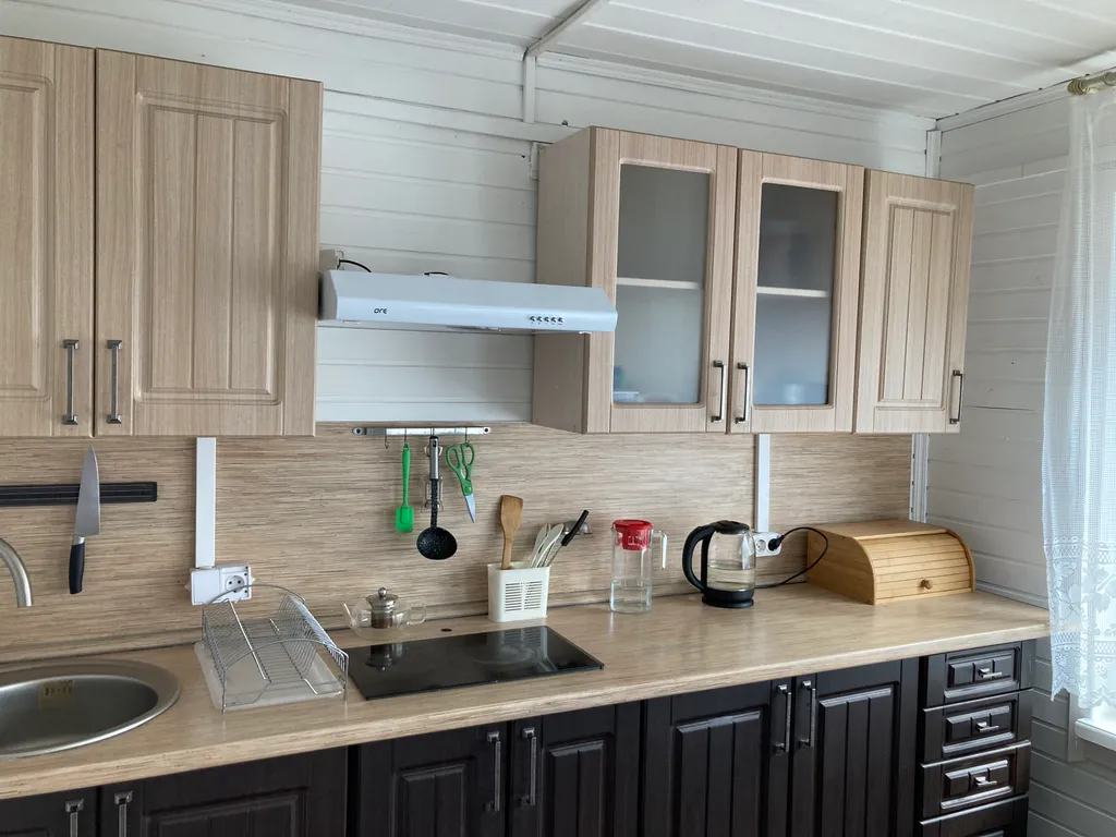 Дом у реки с баней