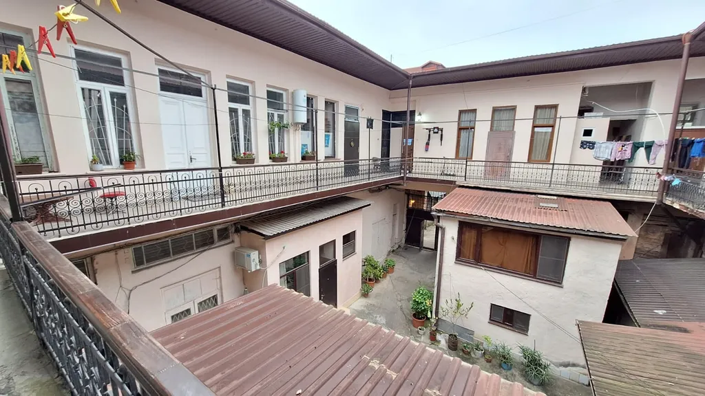 Квартирка на тихой улице Сухума