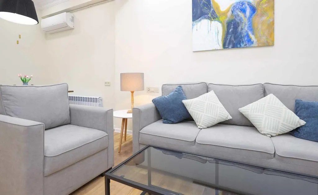 Стильная квартира с 2 спальнями / Стей Инн