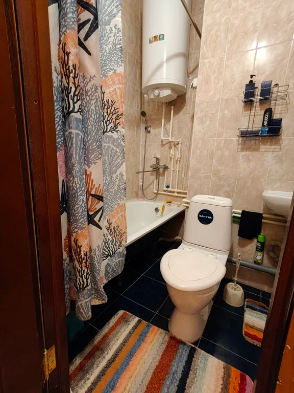 Студия рядом с ТЦ Аура