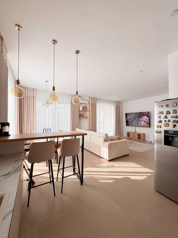 Дом с бассейном и террасой в 12 минутах от моря - House of hedonist