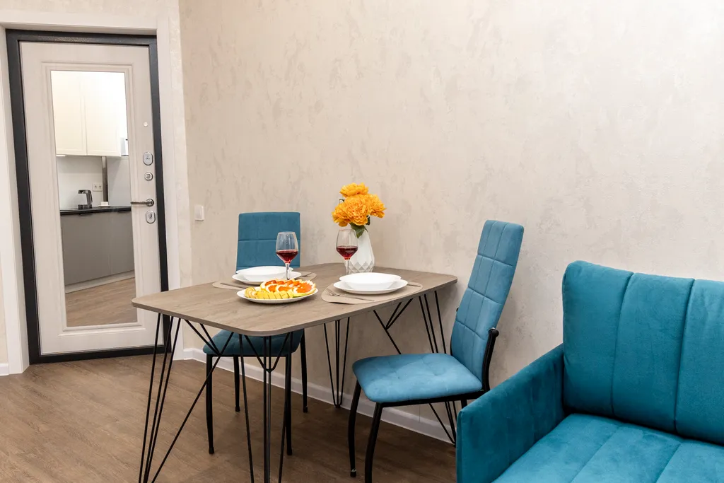 Квартира Квартира Яркая студия с диваном — Краснодар