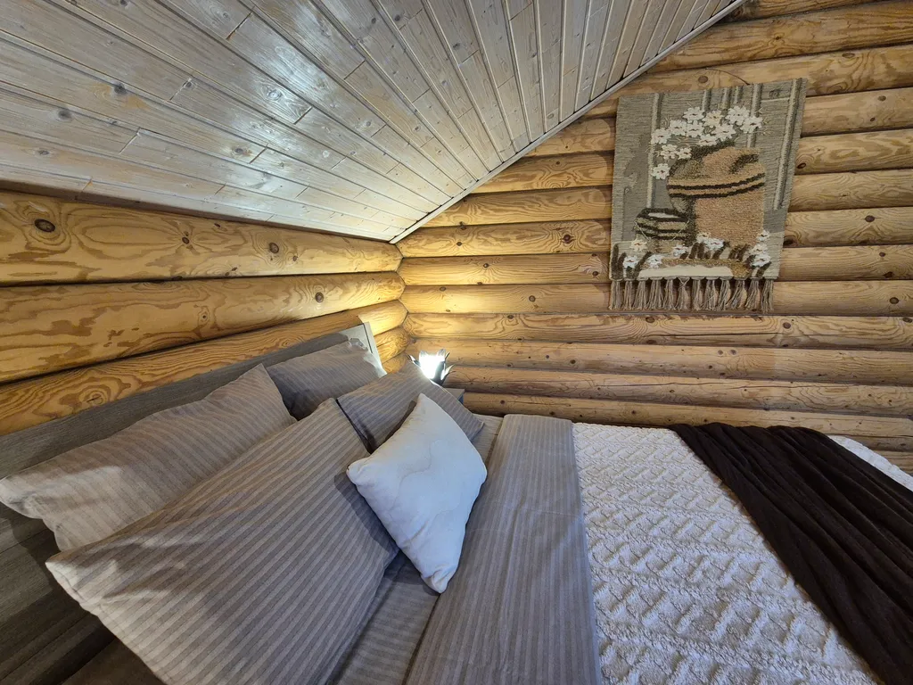 Уютный дом с бильярдом и сауной на побережье водохранилища