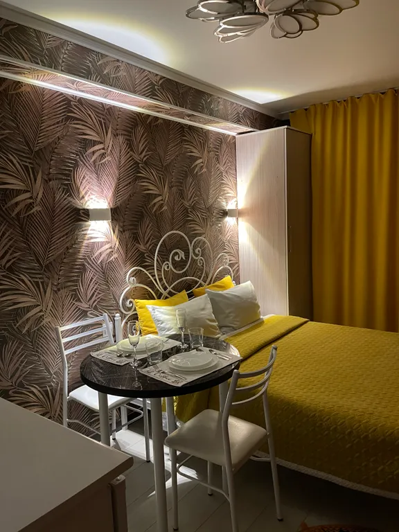 Квартира Уютная комната-студия в центре города — аренда посуточно в Бишкек