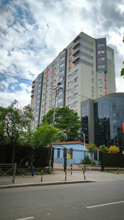 Панорамный вид на город, рядом с Рыбной деревней