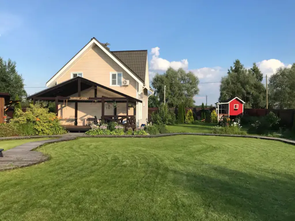 Smaland Семейный дом с сауной