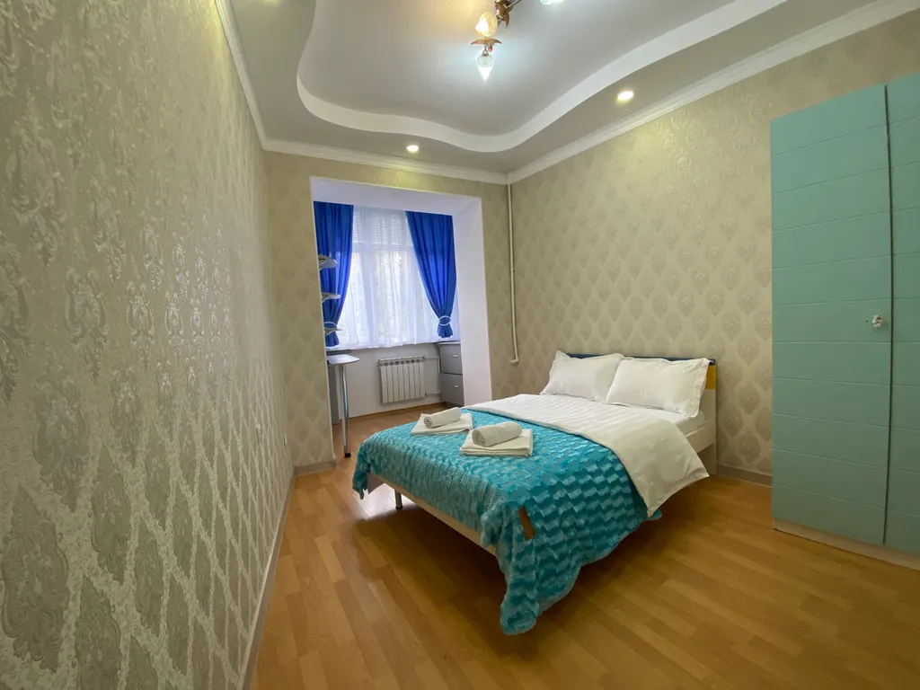 Трех комнатная квартира в центре Алматы