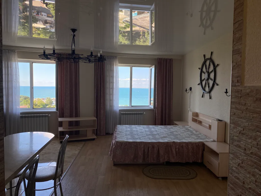 Квартира Квартира на первой береговой линии в центре города, с видом на море — Анапа