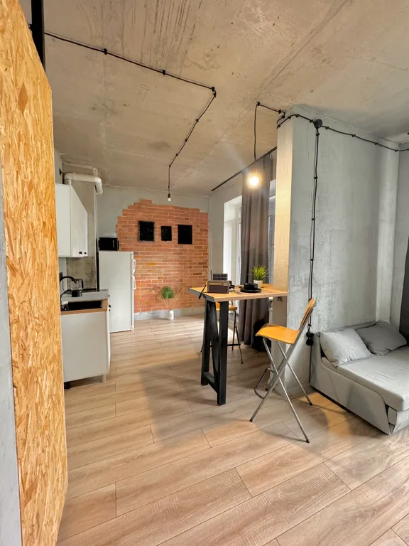 Уютная дизайнерская студия лофт