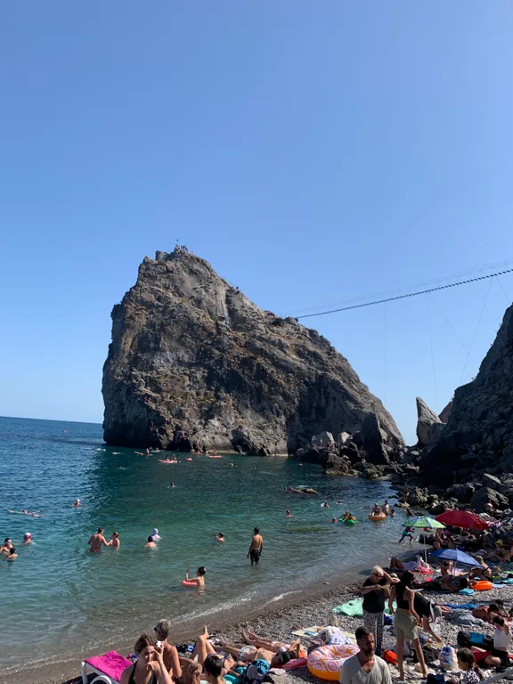 Красивая новая студия в Алупке