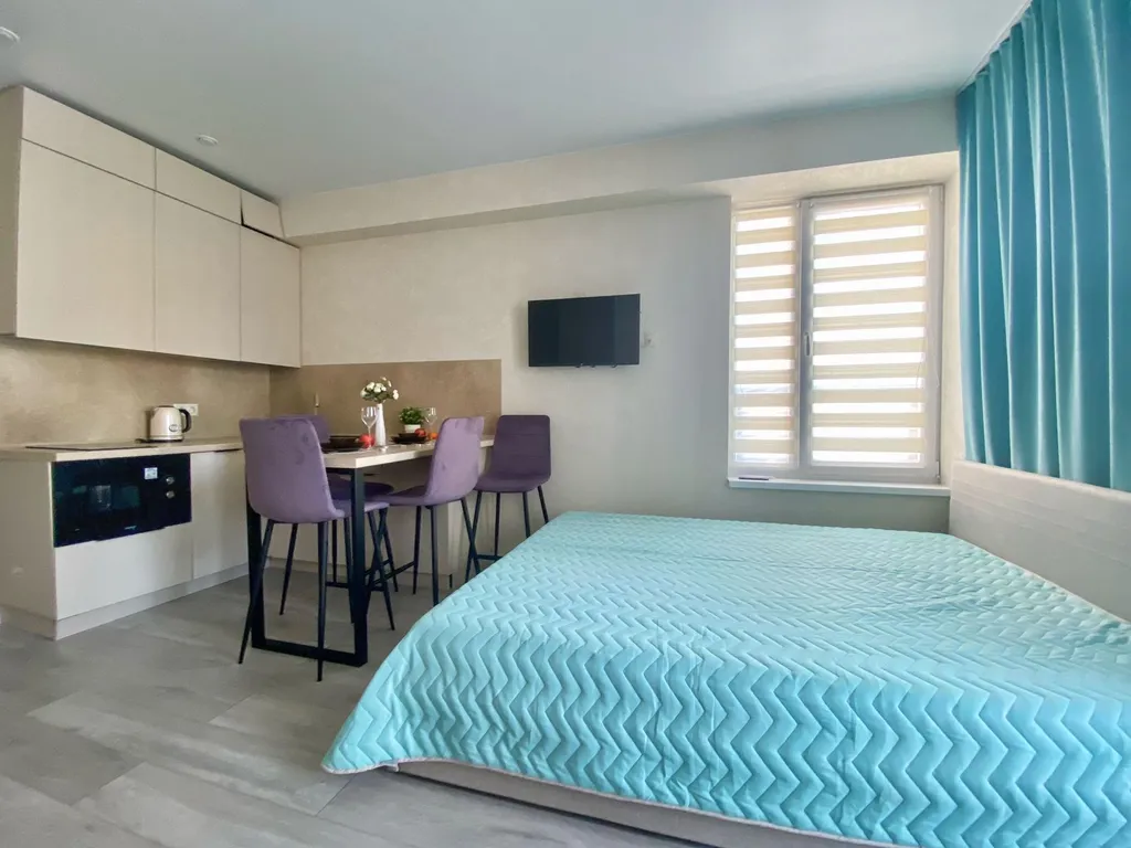 Просторная студия у моря