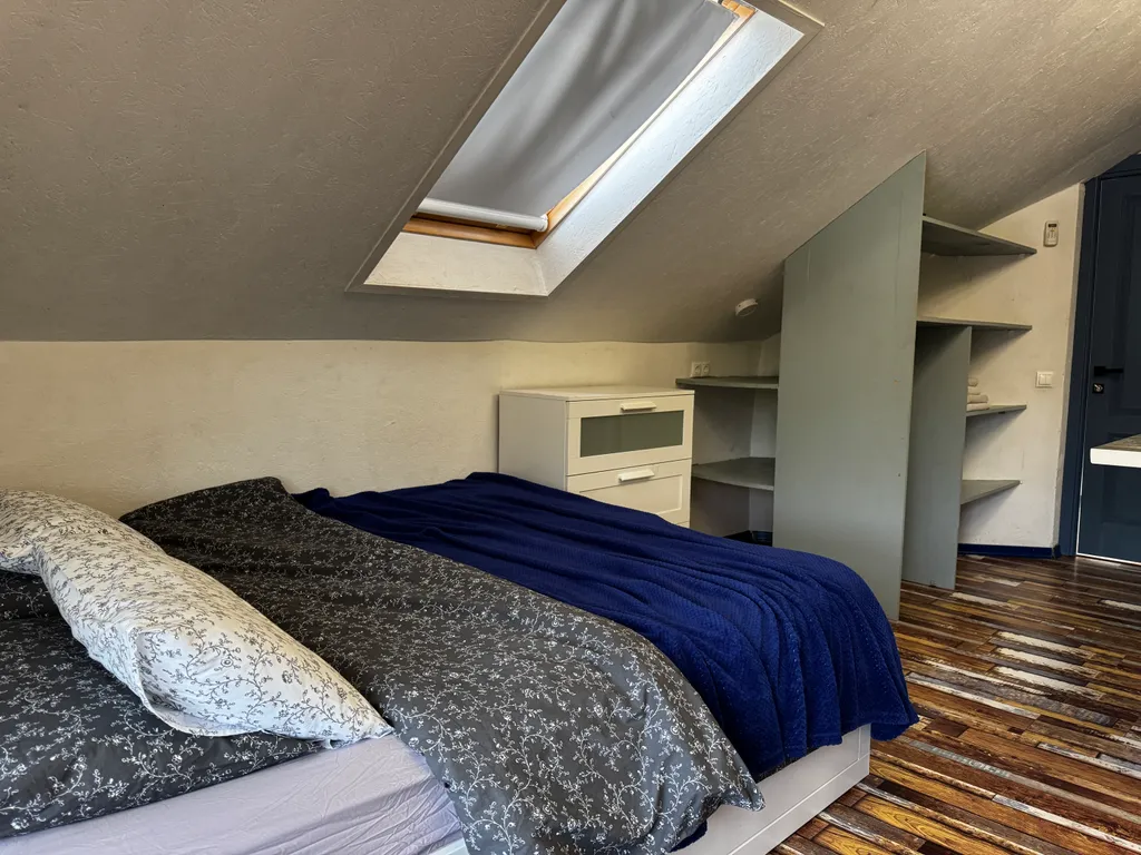 Квартира Квартира Апартамент с балконом на мансардном этаже с видом на море — Геленджик