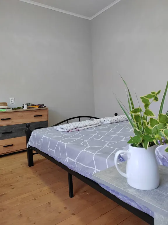 Квартира Квартира Уютный новый номер, тихий дворик в центре Гагры, 2 мин до моря — Гагра