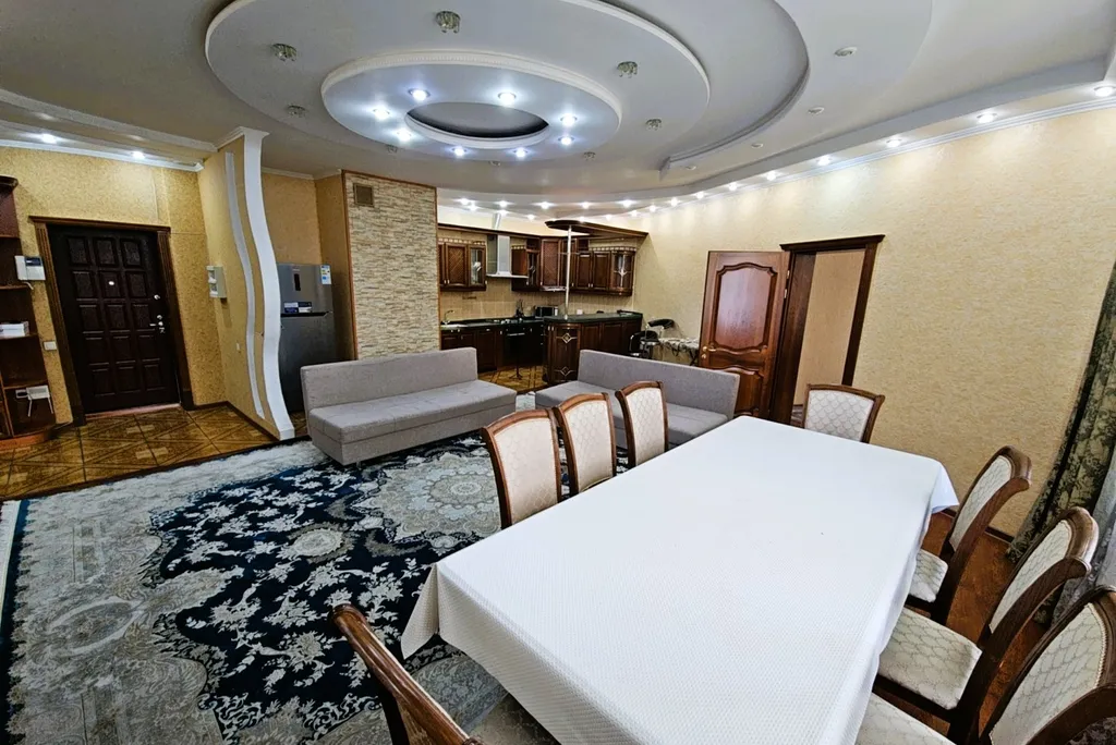 Шикарная трёхкомнатная квартира со всеми удобствами — аренда посуточно в Алматы