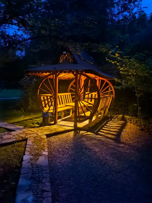 Дом 290 м2 на участке 100 соток