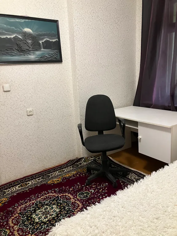 Трёхэтажный коттедж с сауной и бассейном в тихом заливе волги