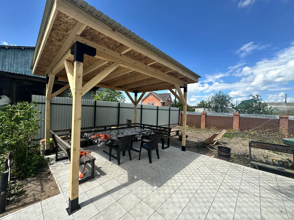 Таунхаус в стиле лофт. Проектор. 
3 минуты до Волги. Песчаный пляж.