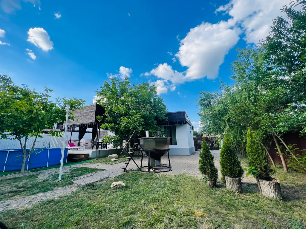 Коттедж Коттедж на берегу реки Кубань с баней, бассейном, банным чаном — Елизаветинская