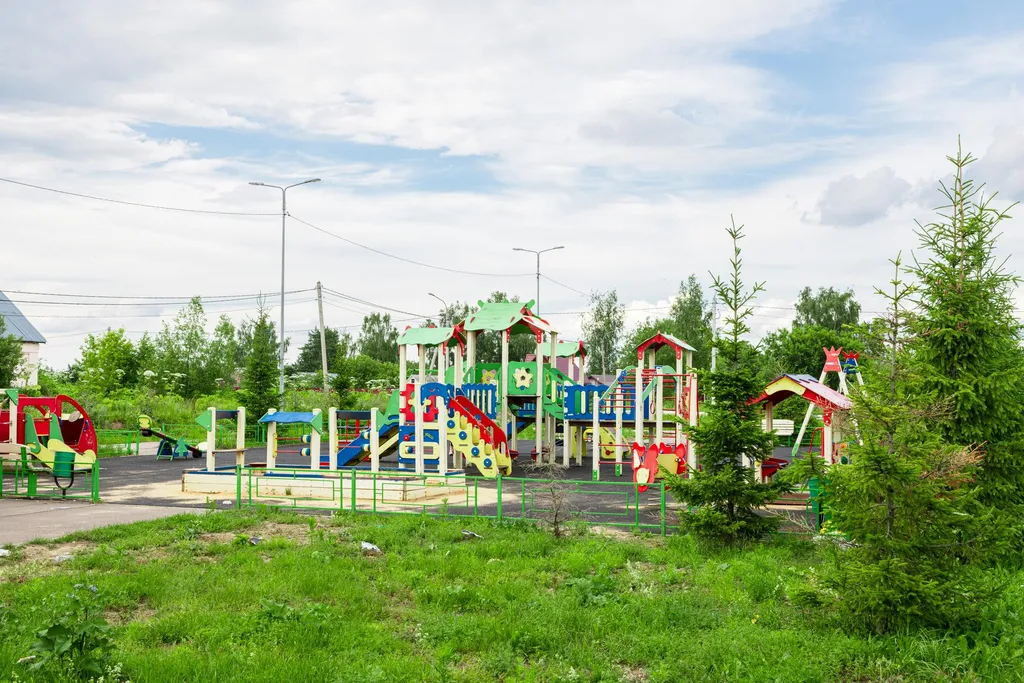 Коттедж Уютный дом с баней, вблизи водохранилища — Лопотово