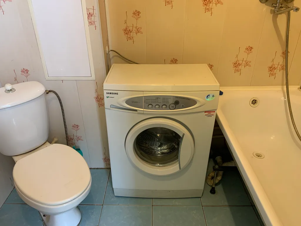 Студия у Клинической больницы