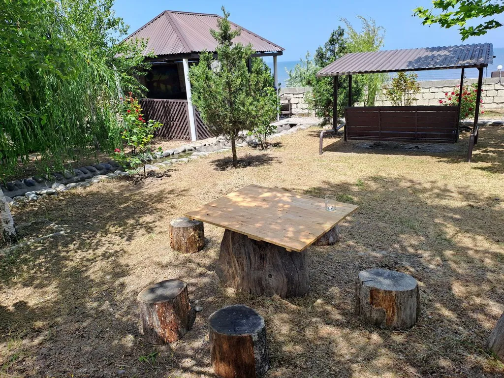 Дача у моря черные пески