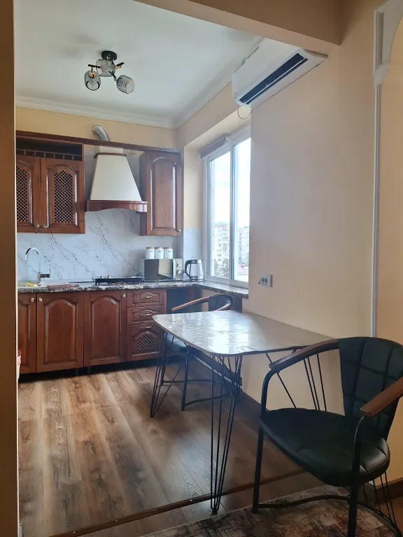 Уютная квартира в центре города — аренда посуточно в Гагра