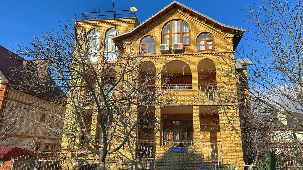 Коттедж 5-комнатный Дом — Геленджик