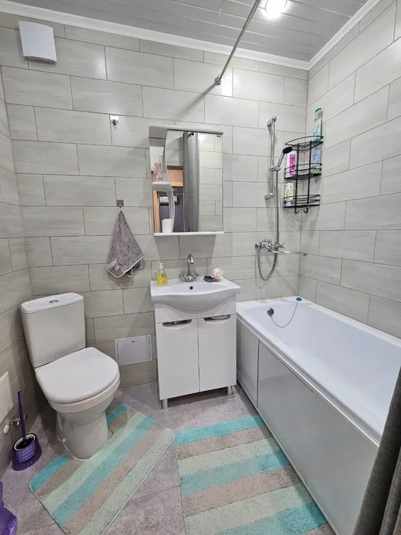 Двухкомнатная квартира в центре Лимана