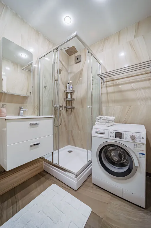 Удобная локация в самом центре у метро с видом на город и арену