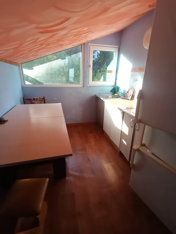 Студия с видом на море