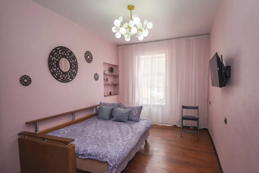 Квартира Просторная двухкомнатная квартира в доме Гумилёва — Кронштадт