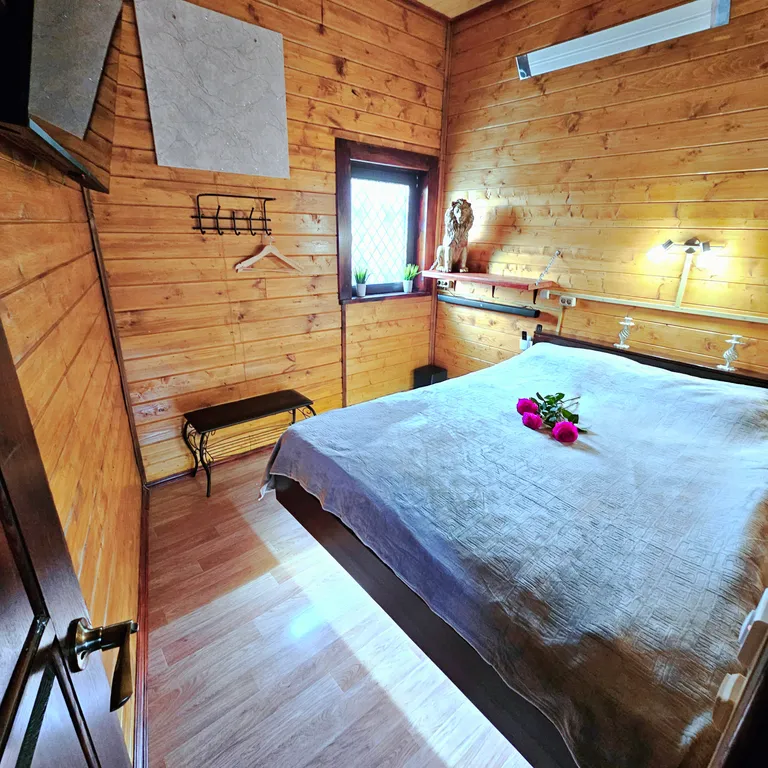 Коттедж для компании