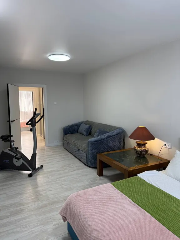 Квартира Двухкомнатная квартира у озера в центре Краснодара — Краснодар