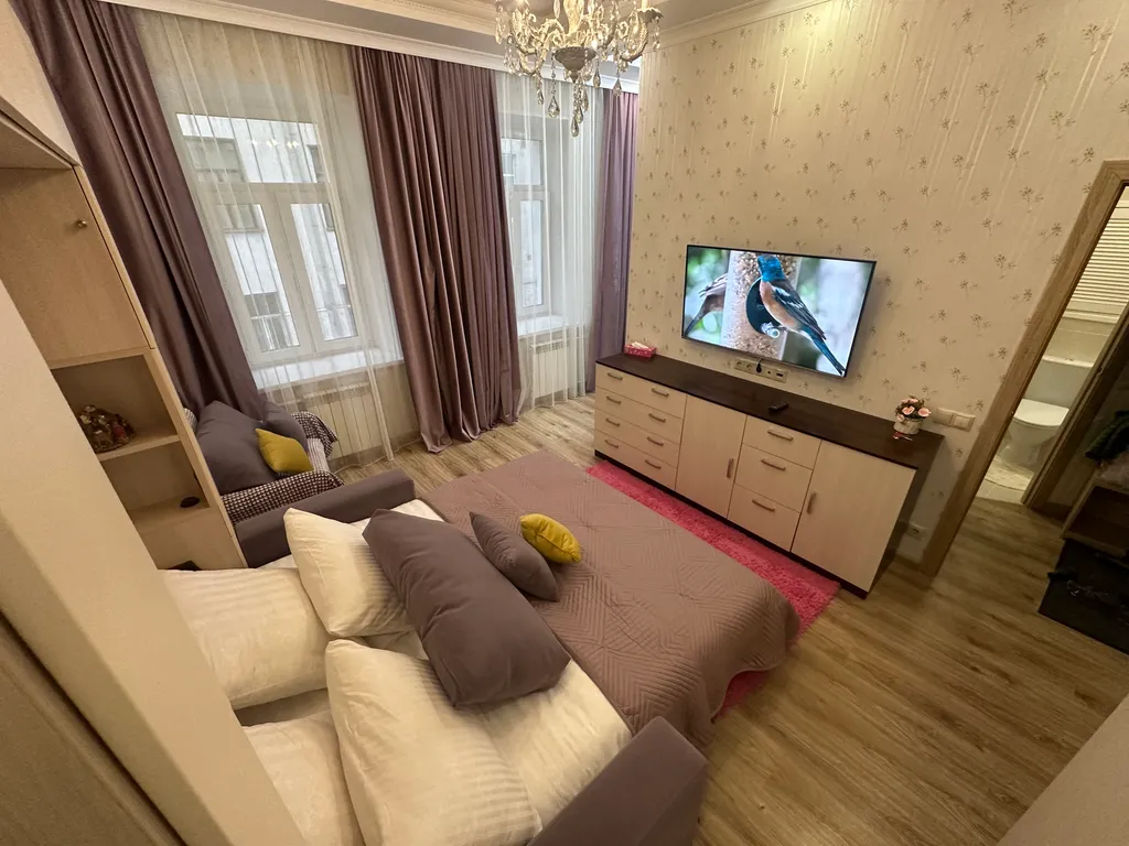 Квартира Квартира Уникальный апартамент у Кремля — Москва