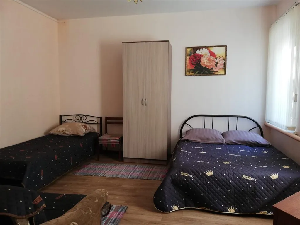 Коттедж Уютная часть дома в районе пляжа Каменка — аренда посуточно в Ейск