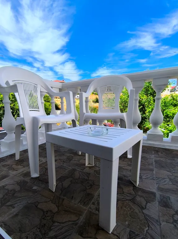 Уютная 2-комнатная студия на пляже