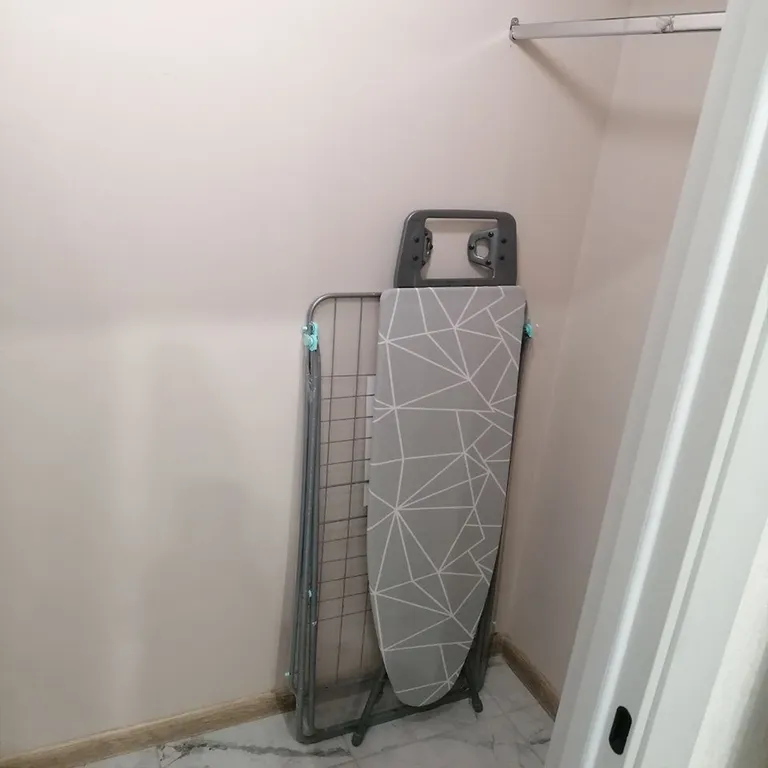 Просторная студия с видом на лес