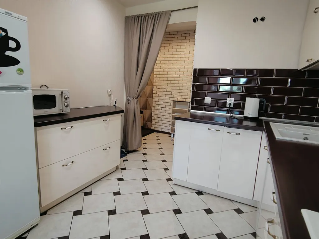 Уютная 3х комн квартира с хорошей инфраструктурой