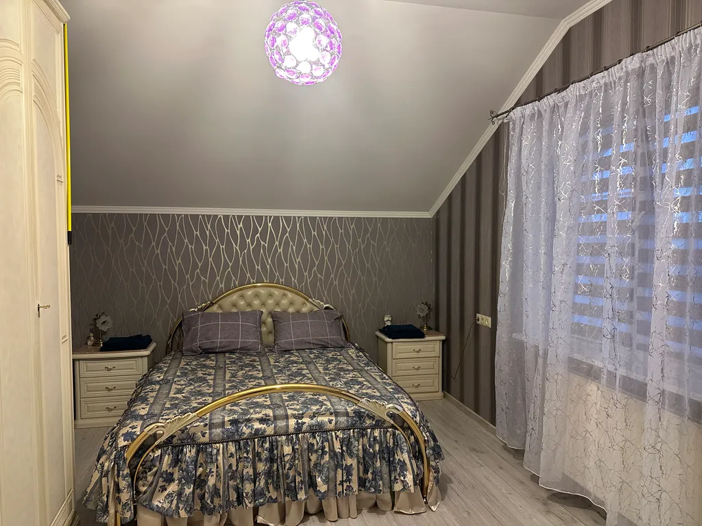 Домик в сосновом бору