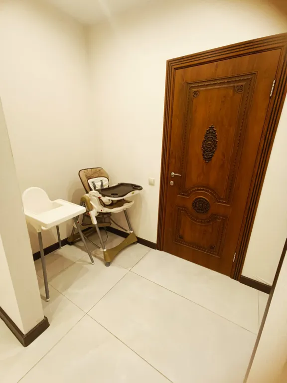 Дом на берегу пруда с камином, чаном и баней для большой компании