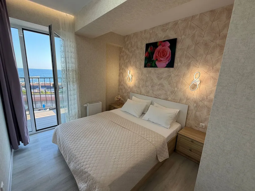 Двухкомнатная квартира в 2 минутах самого лучшего пляжа в Дагомысе