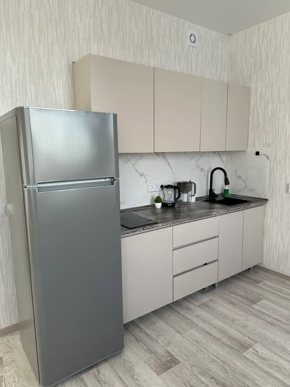 Просторная студия с красивым видом