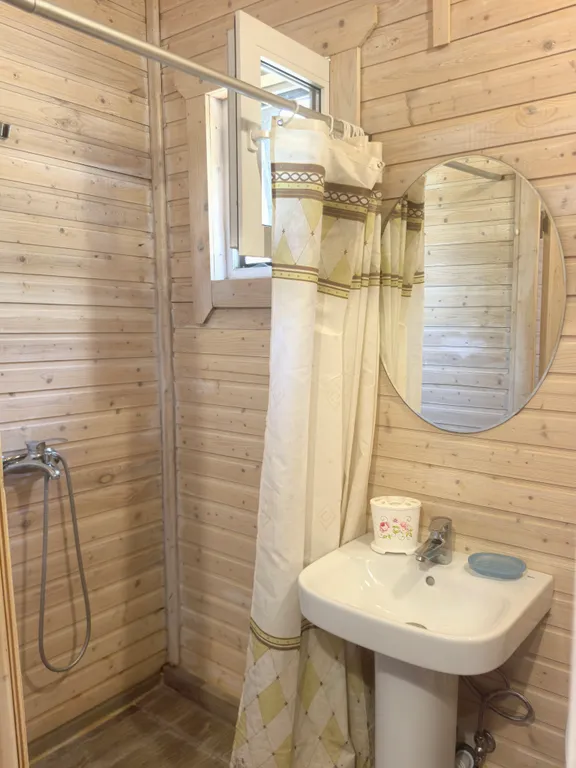 Коттедж Коттедж Отдых у подножия гор — Геленджик