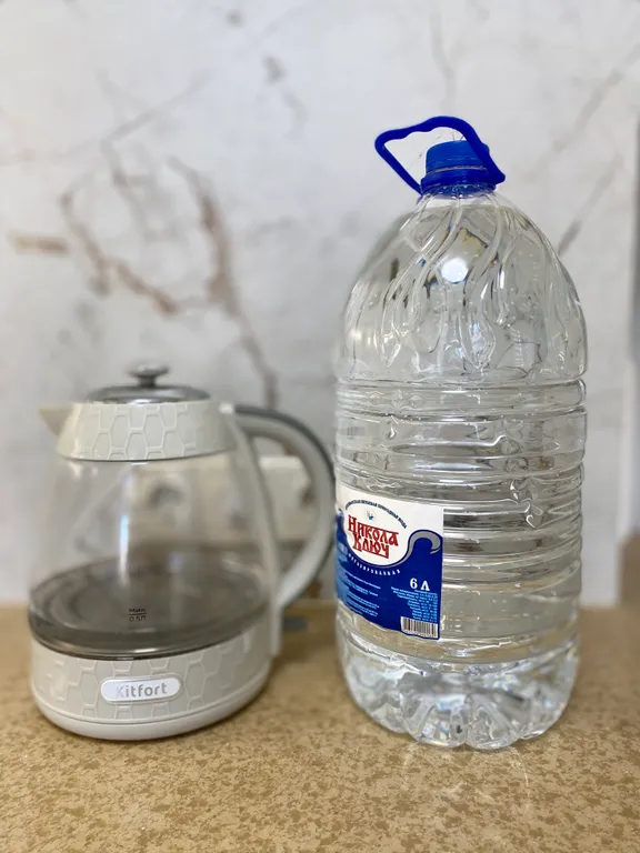 Красивая трех-комнатная квартира с дизайнерским ремонтом