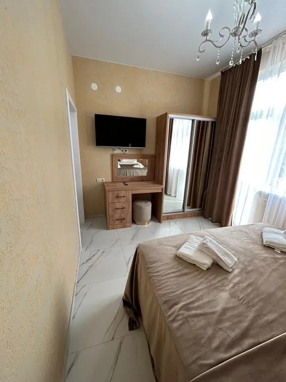 Двухкомнатные апартаменты с красивым видом на горы