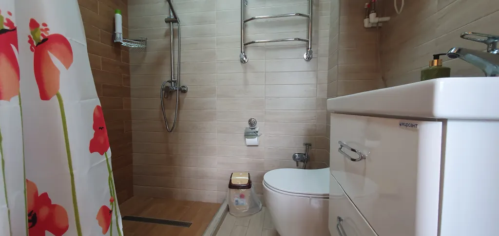 Апартаменты в центре с видом на горы