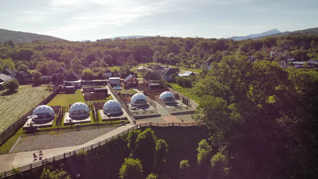 Коттедж Сфера с ГОРЯЧИМ бассейном 1 — аренда посуточно в Даховская