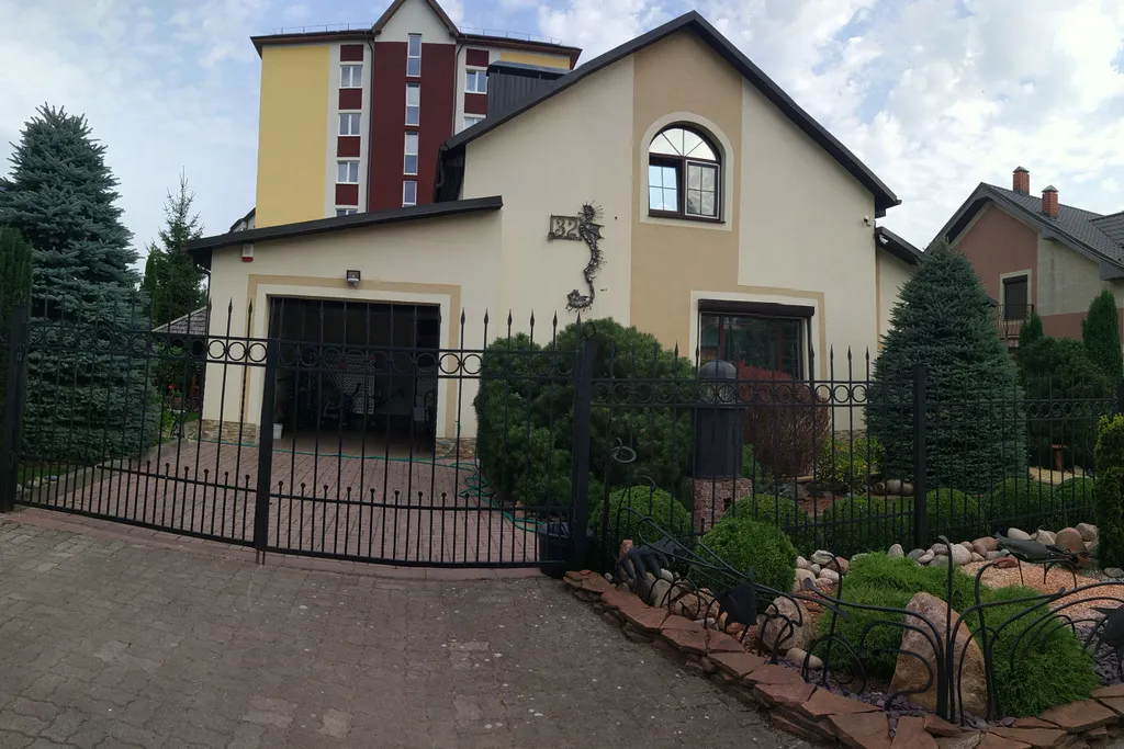 Домик у моря